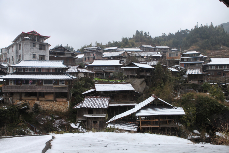 融水雪降元宝山美景令人醉