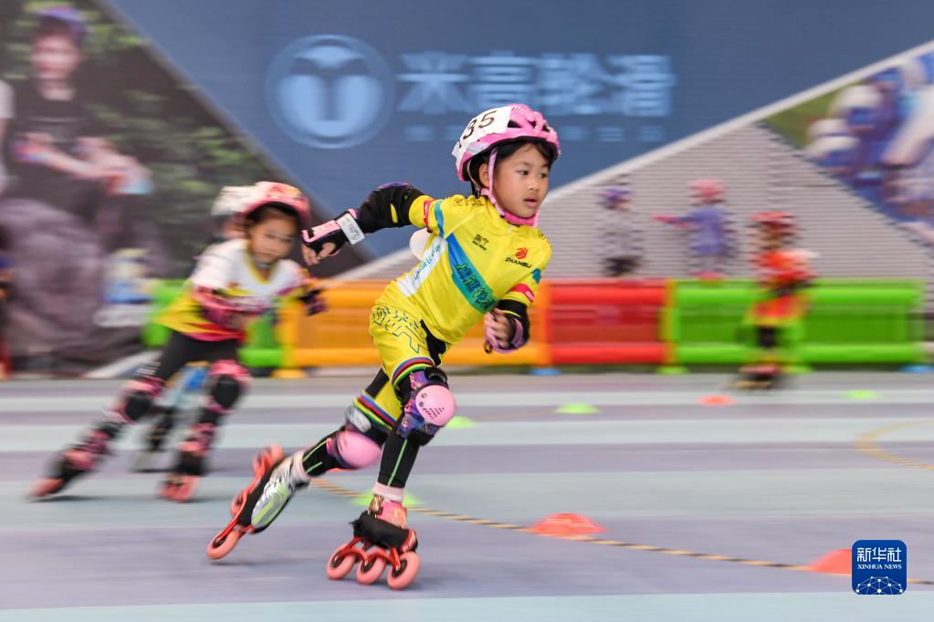 广西第十五届运动会南宁市代表队选拔赛轮滑比赛开赛